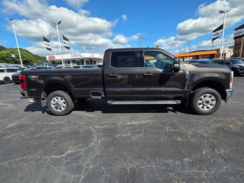 Used 2024 Brown Ford XLT image 8