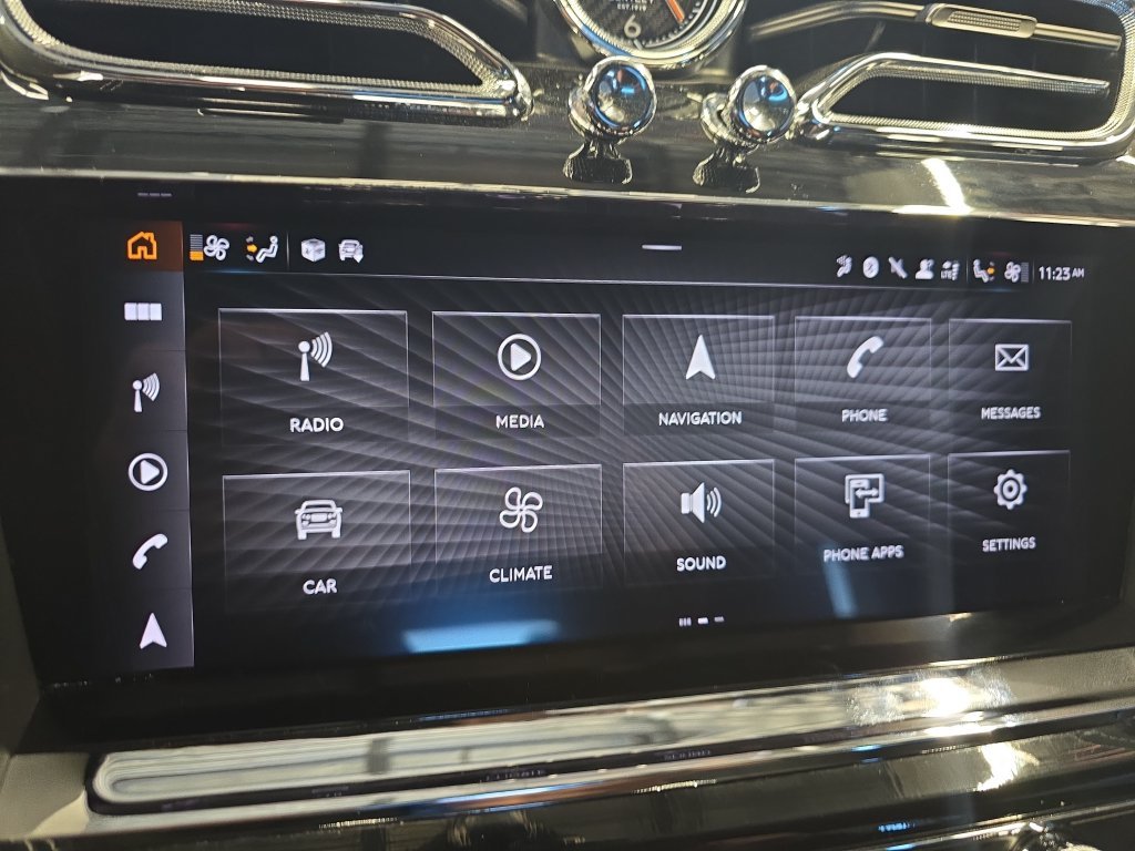 Used 2022 Silver Bentley  image 24