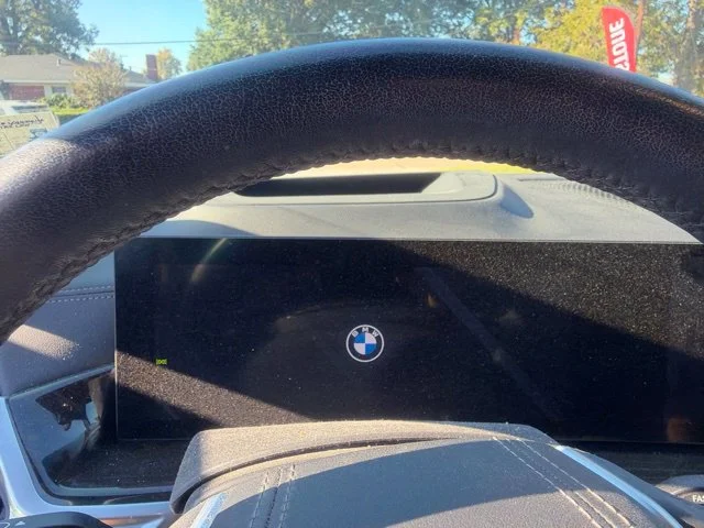 Used 2024 White BMW sDrive40i image 20