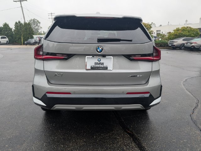 Certified Used 2024 Silver Metallic BMW xDrive28i image 4