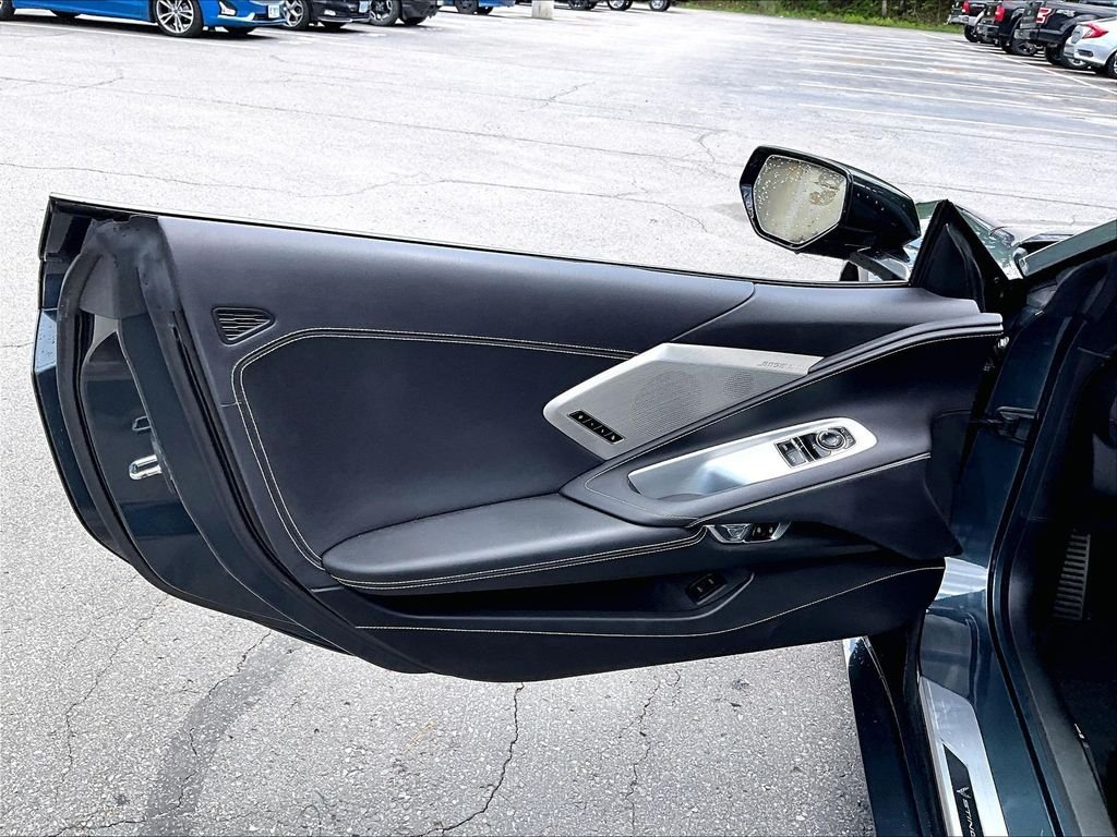 Used 2020 Shadow Gray Metallic Chevrolet Stingray image 9