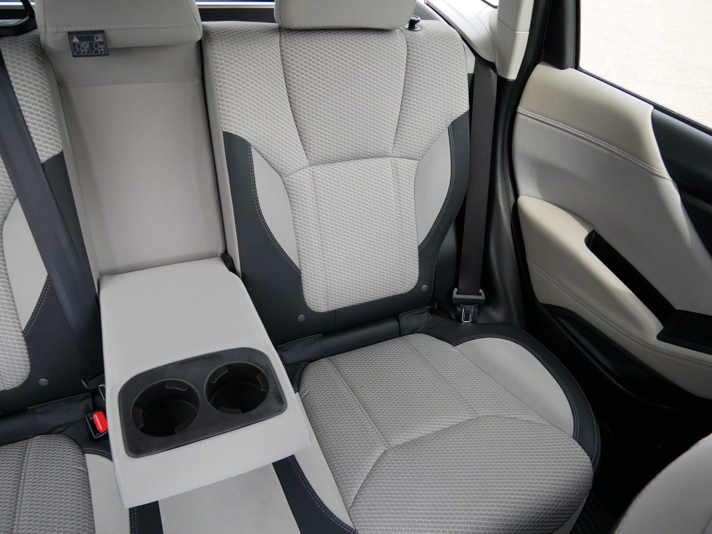 Used 2019 Horizon Blue Pearl Subaru Premium image 14