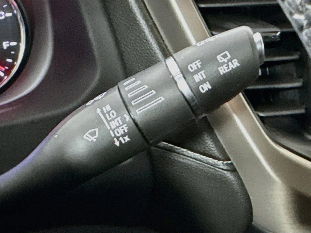 Used 2023 Silver GMC Denali image 13