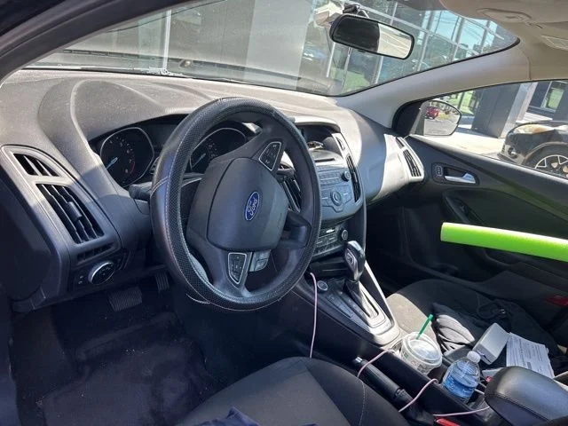 Used 2016 Black Ford SE image 17