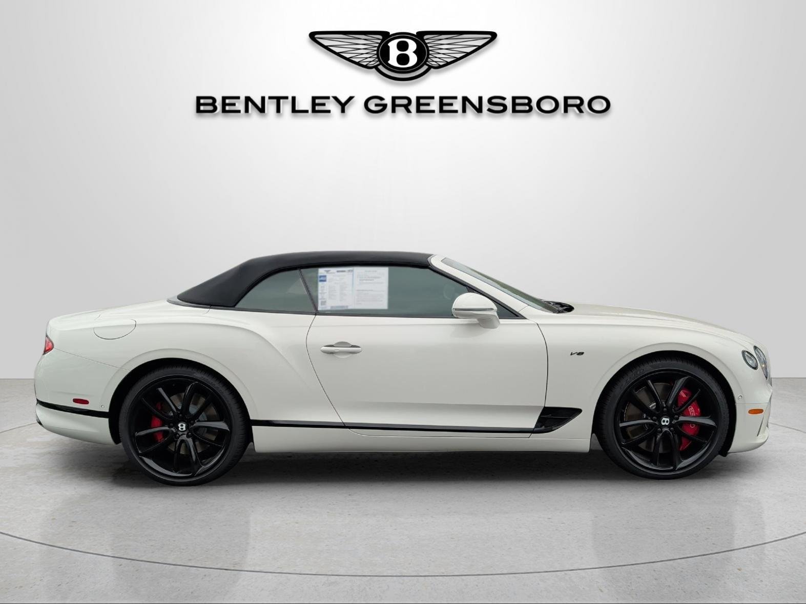 Used 2021 Ghost White Pearlescent by Mulliner Bentley GT V8 image 15