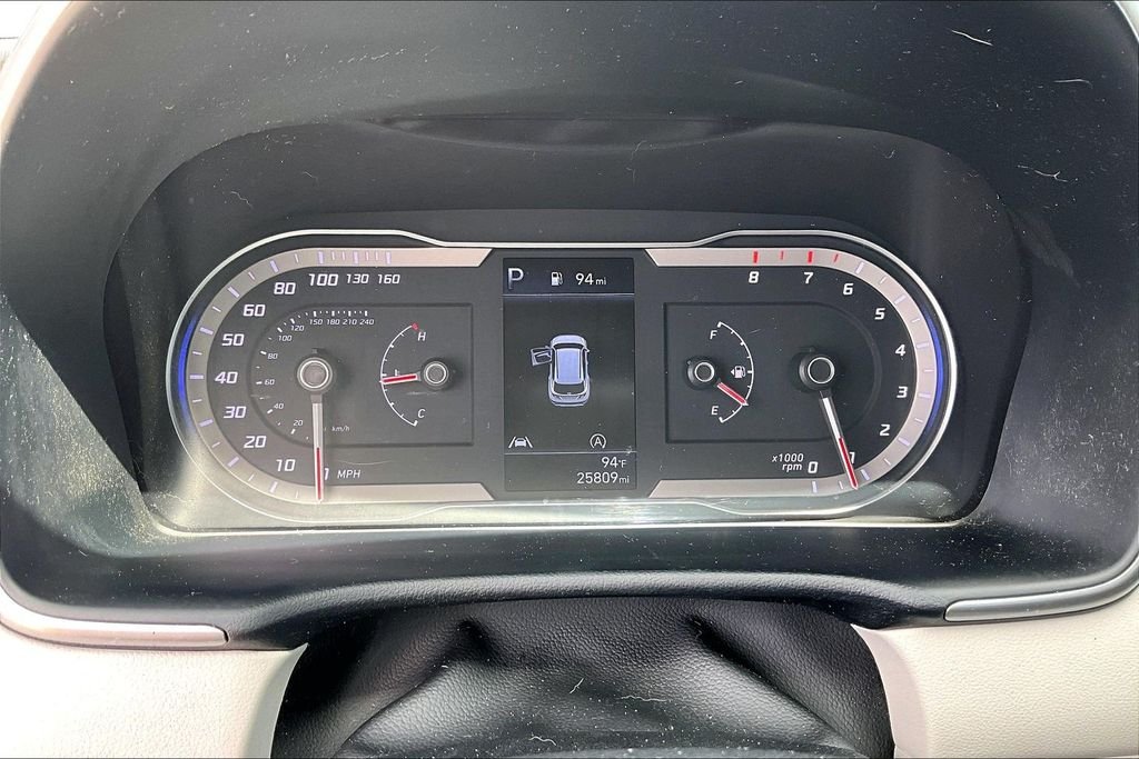 Used 2022 Silver Hyundai SEL image 12