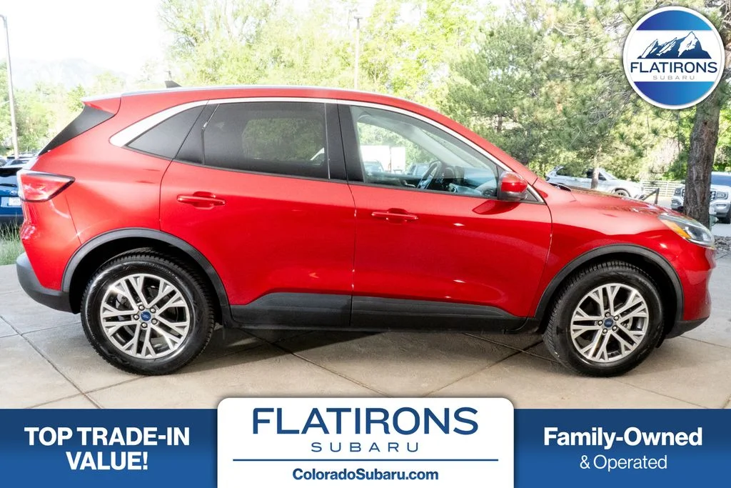 2022 Ford Escape SEL AWD Hybrid's photo