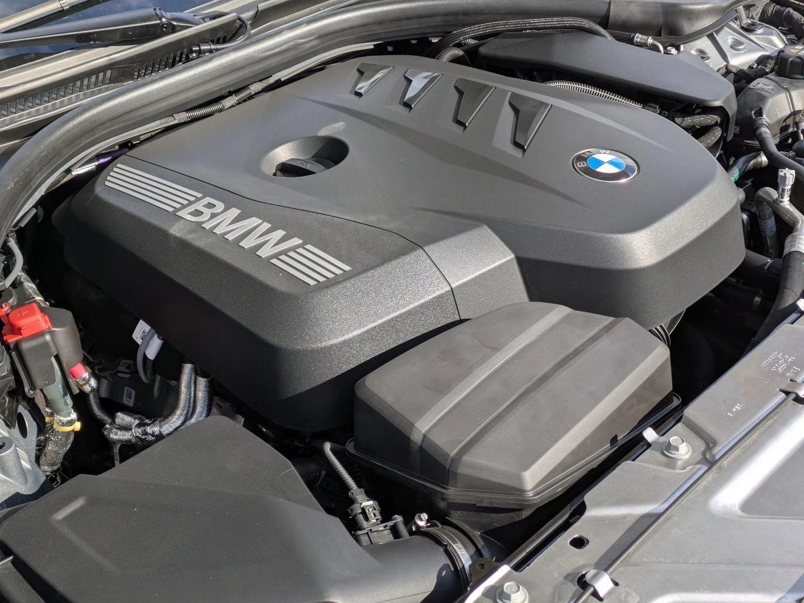 Used 2026 Skyscraper Grey Metallic BMW 330i NA xDrive image 18