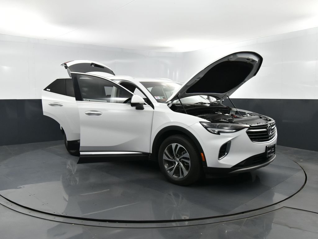 Used 2023 Summit White Buick Essence image 34