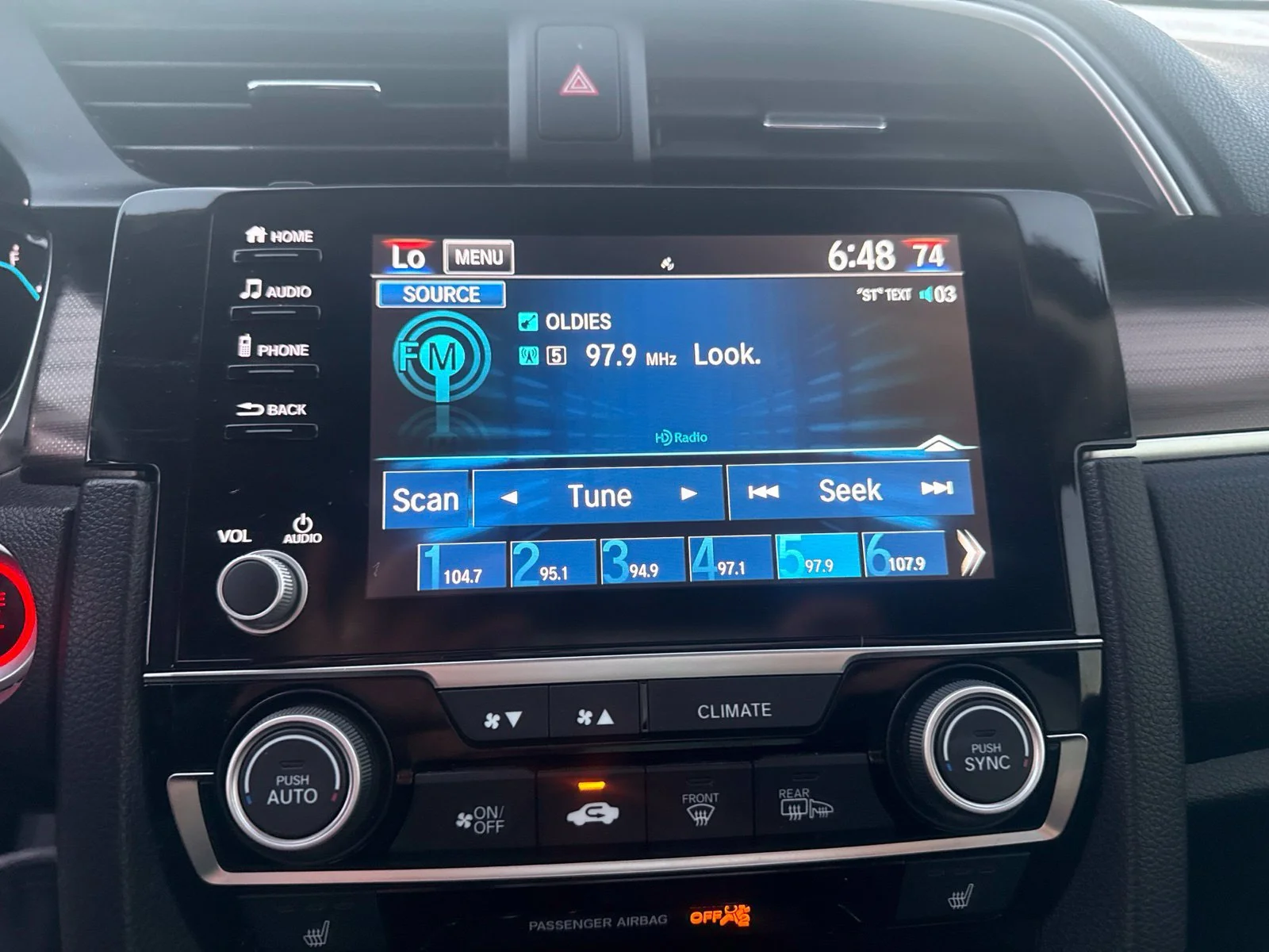 Used 2019 White Honda EX image 16