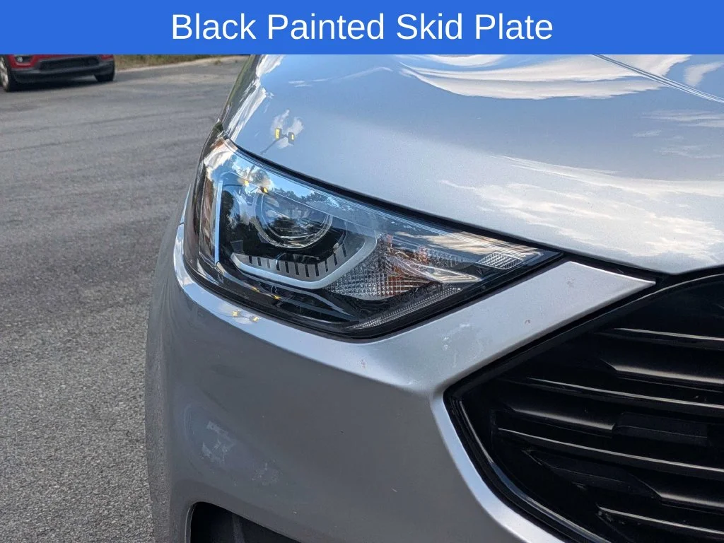 Used 2024 Silver Ford SE image 10