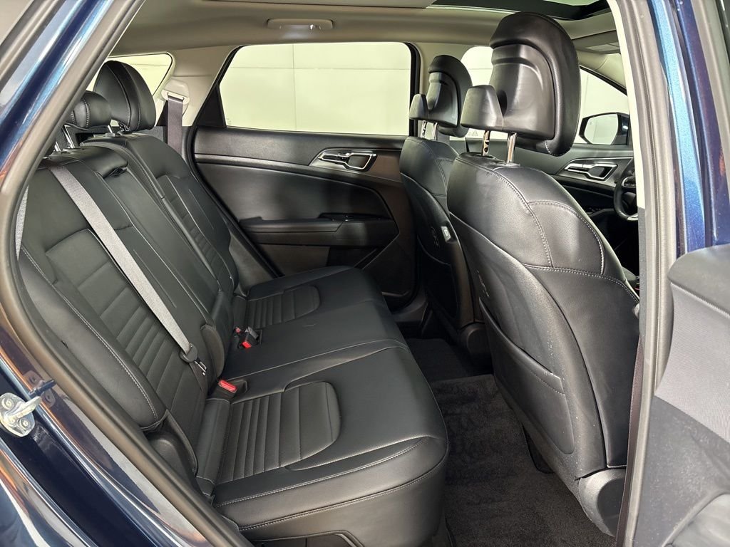 Used 2025 Blue Kia SX-Prestige image 21