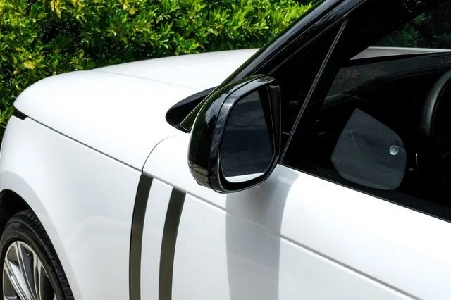Used 2024 White Land Rover SE image 51