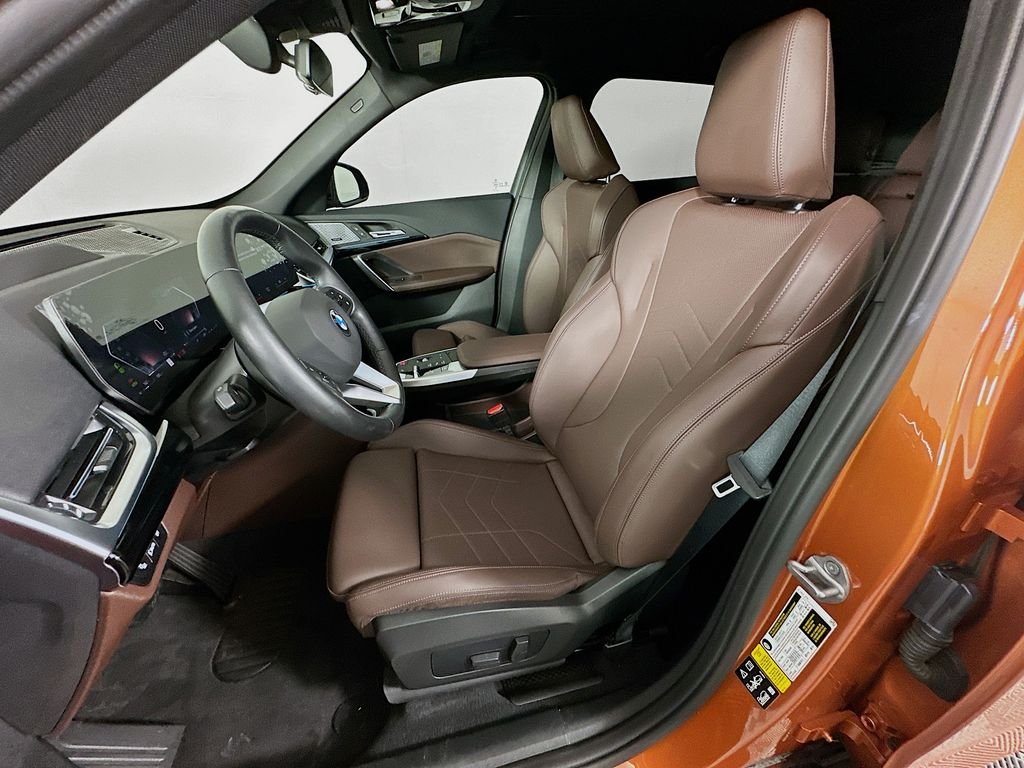 Certified Used 2023 Utah Orange Metallic BMW xDrive28i image 21