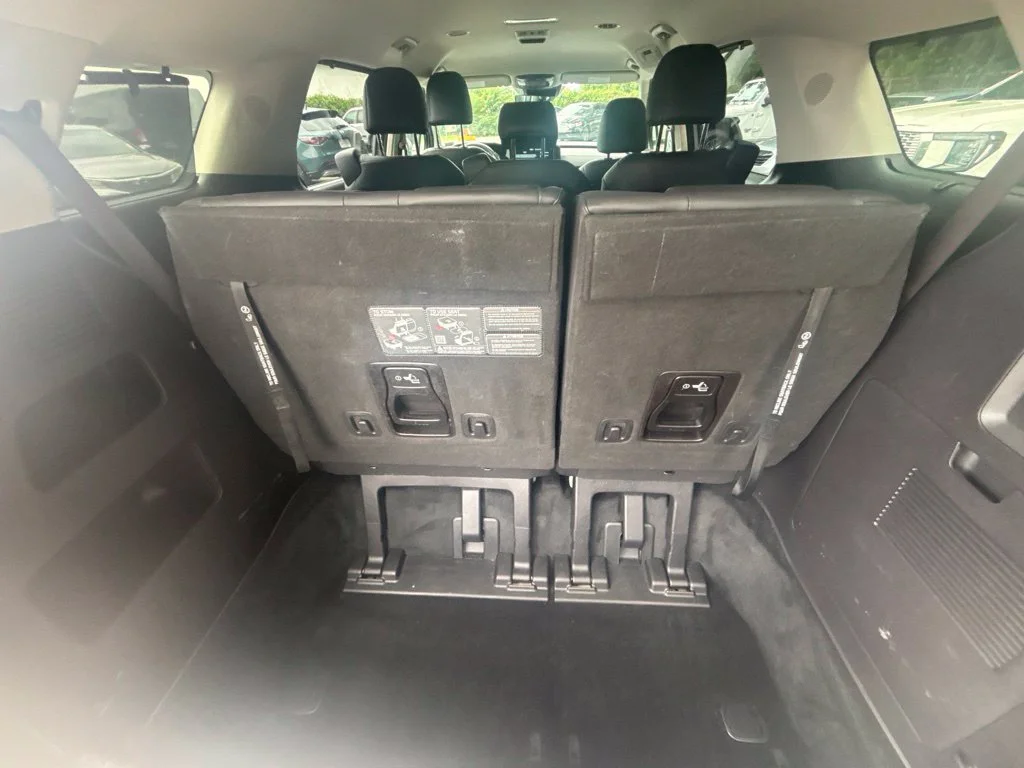 Used 2024 White Kia EX image 20
