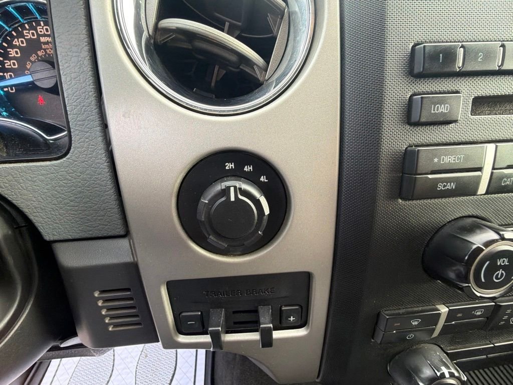 Used 2011 Silver Ford XLT image 31