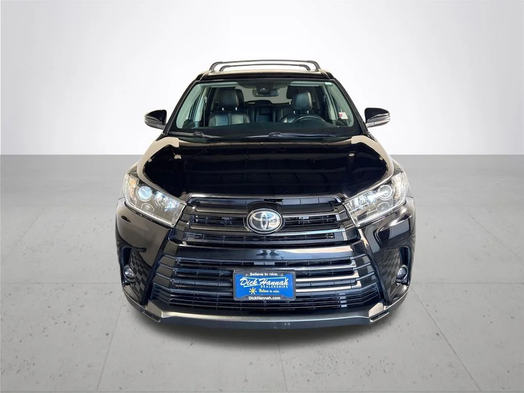 Used 2019 Black Toyota SE image 3