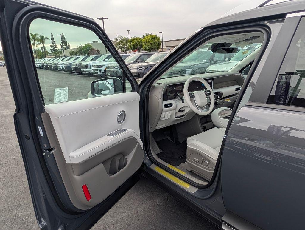 New 2026 Gray Hyundai Blue SEL 8P image 34