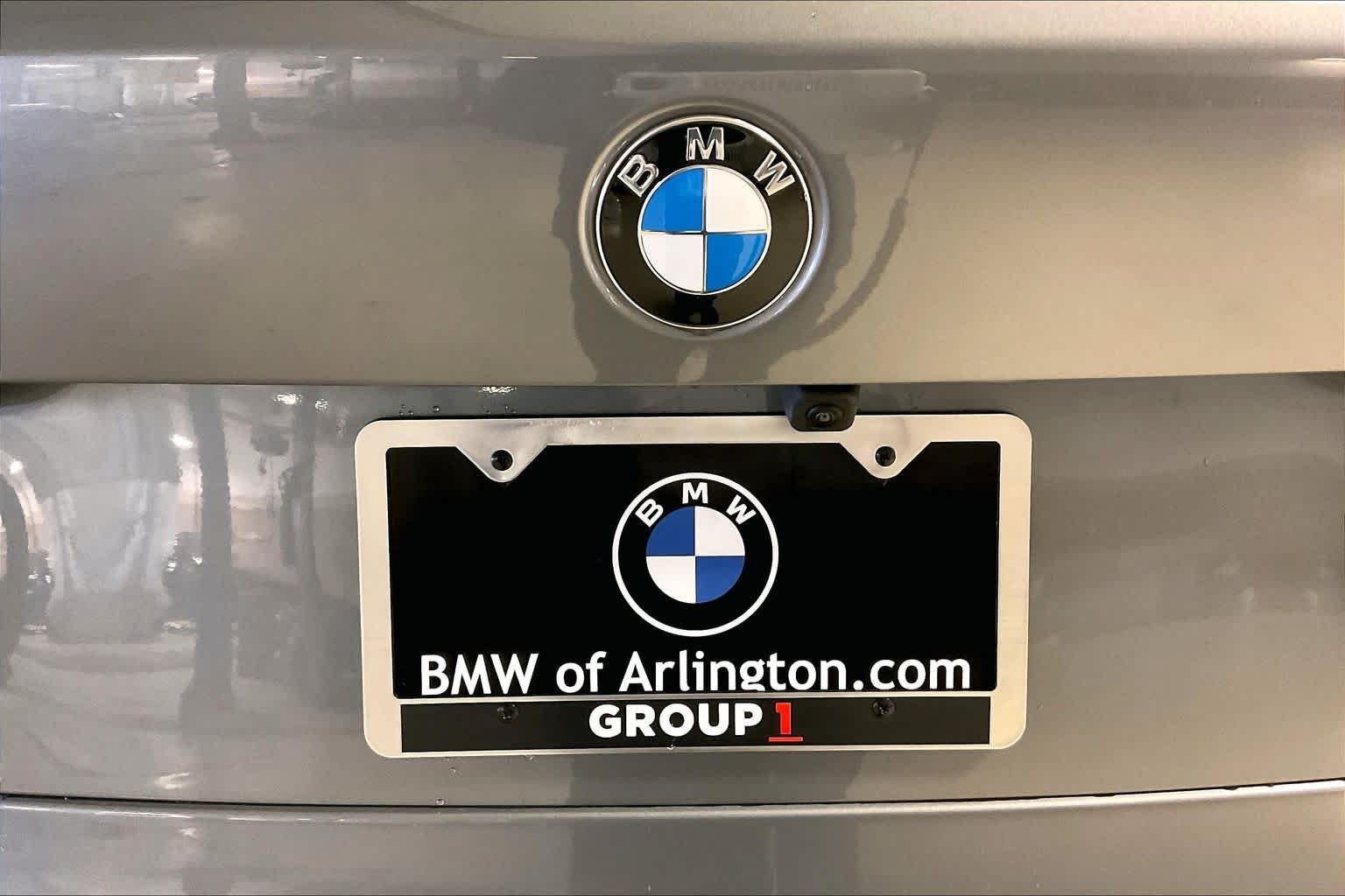 Used 2026 Skyscraper Grey Metallic BMW xDrive40i image 15