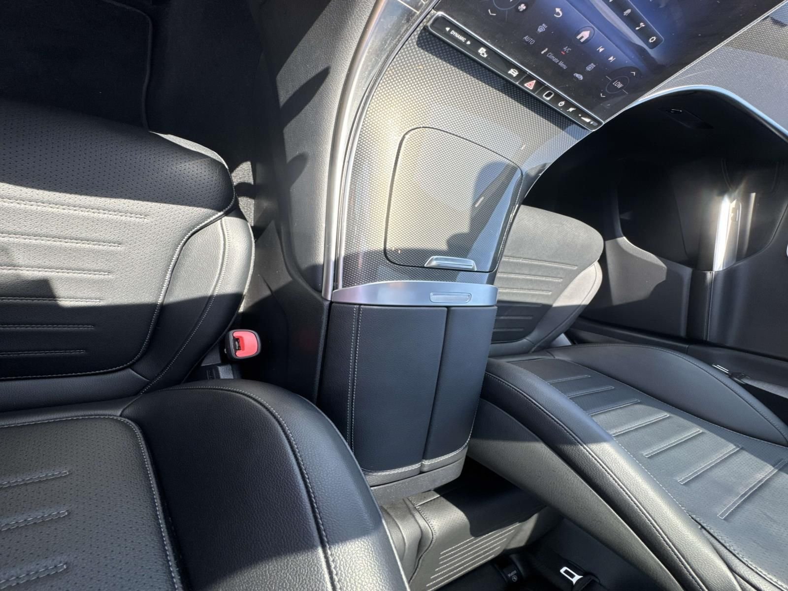 Certified Used 2026 Black Mercedes-Benz GLC 300 image 24