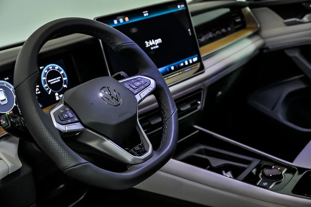 New 2026 Blue Volkswagen 2.0T SEL R-Line Turbo image 10
