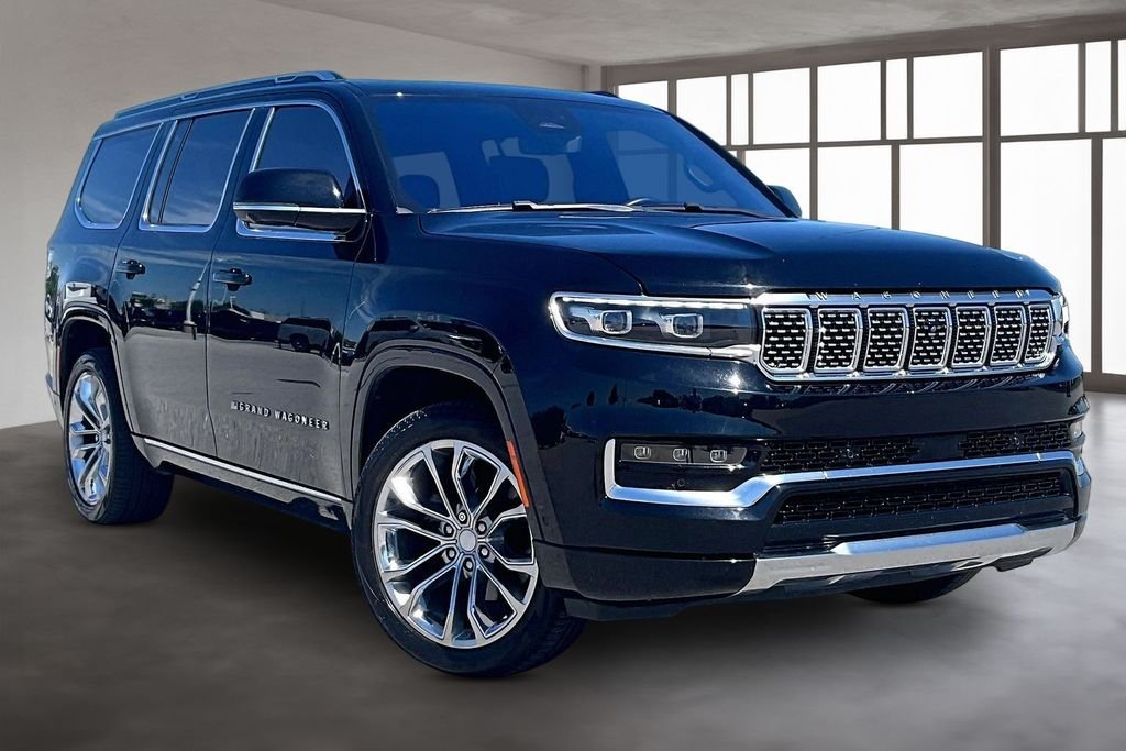 Used 2022 Diamond Black Jeep Series II image 10