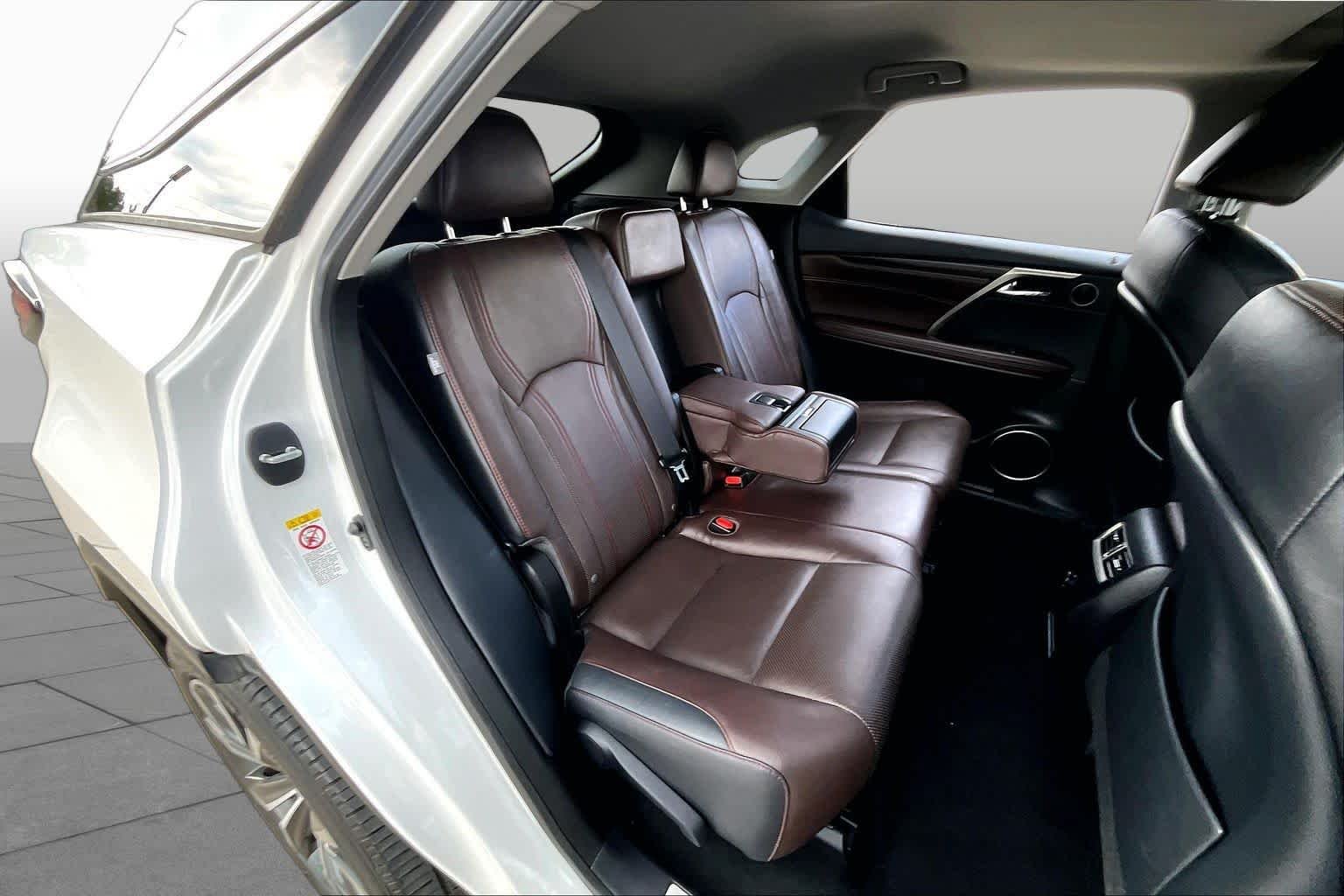 Used 2019 Eminent White Pearl Lexus  image 20