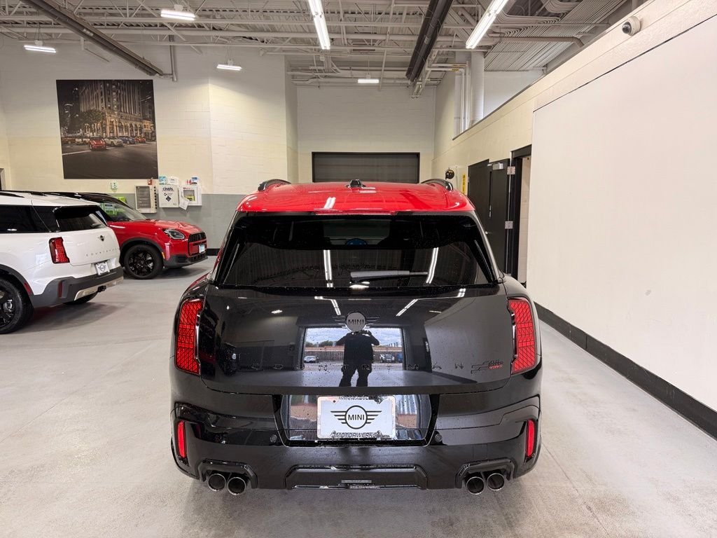 New 2027 Midnight Black II Metallic MINI  image 4