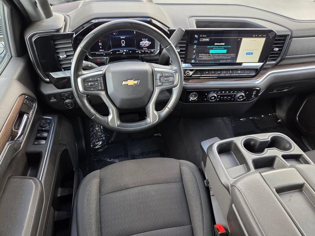 Used 2024 Black Chevrolet LT (2FL) image 9