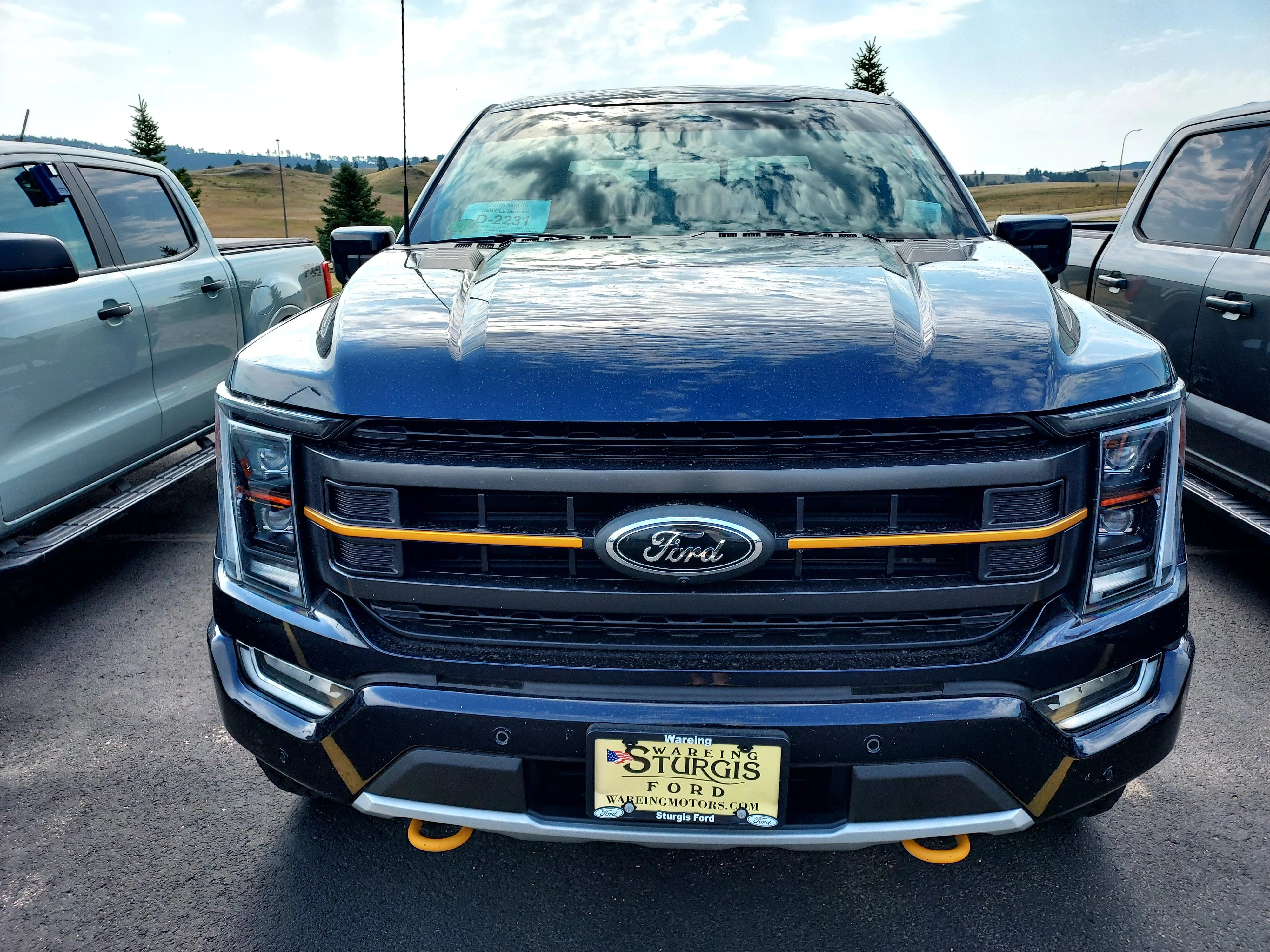 Used 2022 Antimatter Blue Metallic Ford Tremor image 11