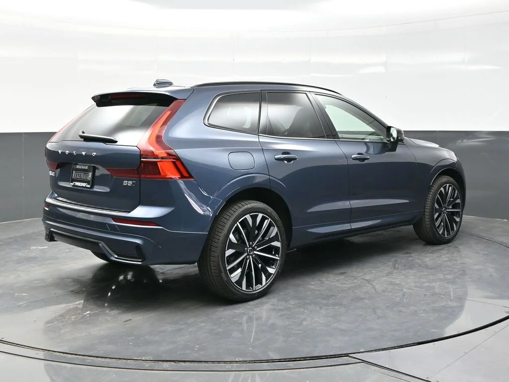 New 2026 Denim Blue Volvo Ultra image 7