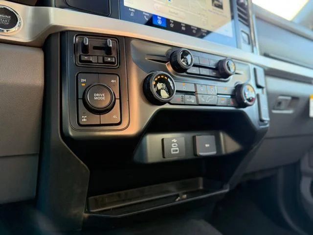 2026 Ford F-350 Super Duty XLT - Photo 26