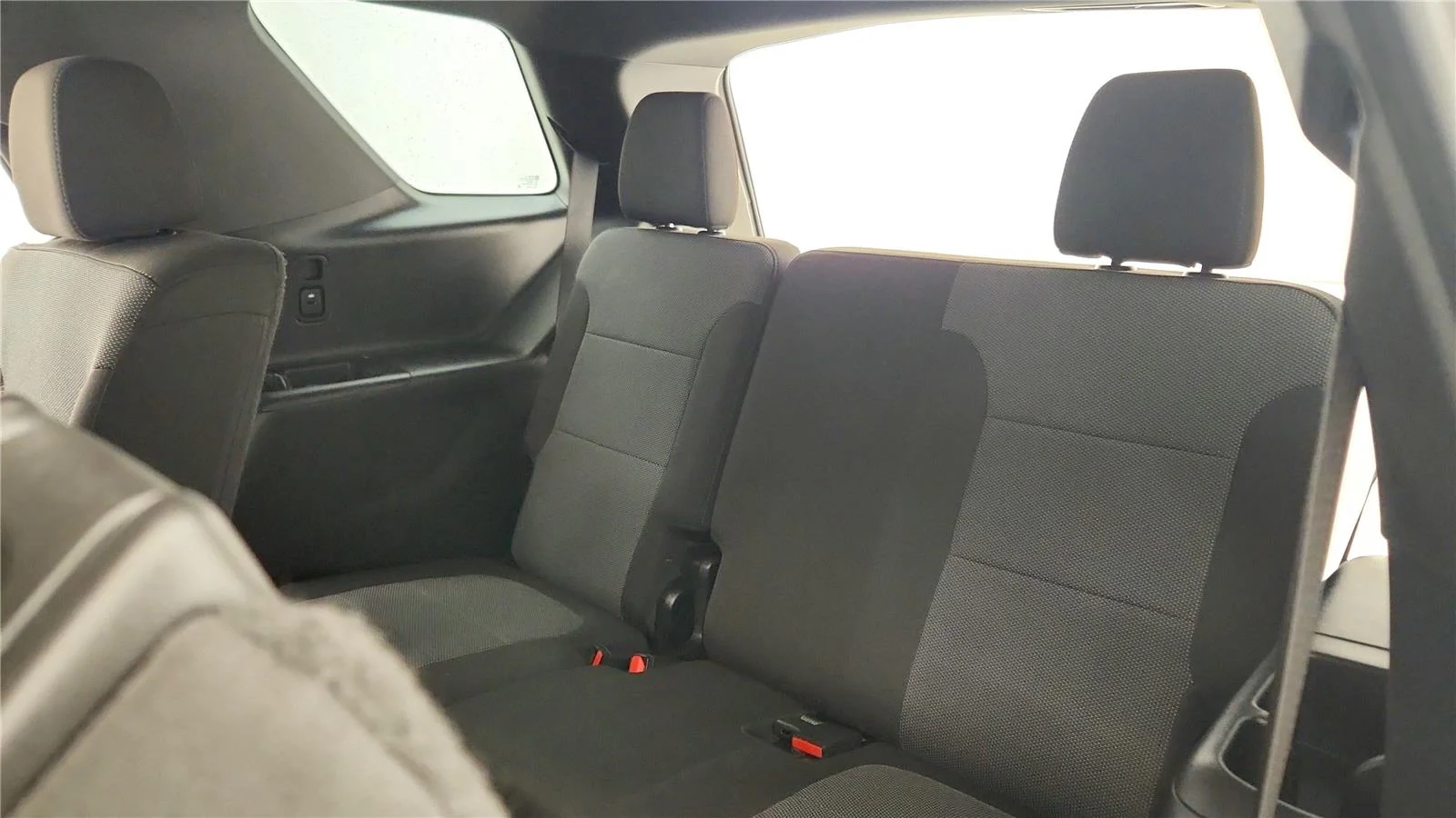 Used 2023 Mosaic Black Metallic Chevrolet LT Cloth image 33