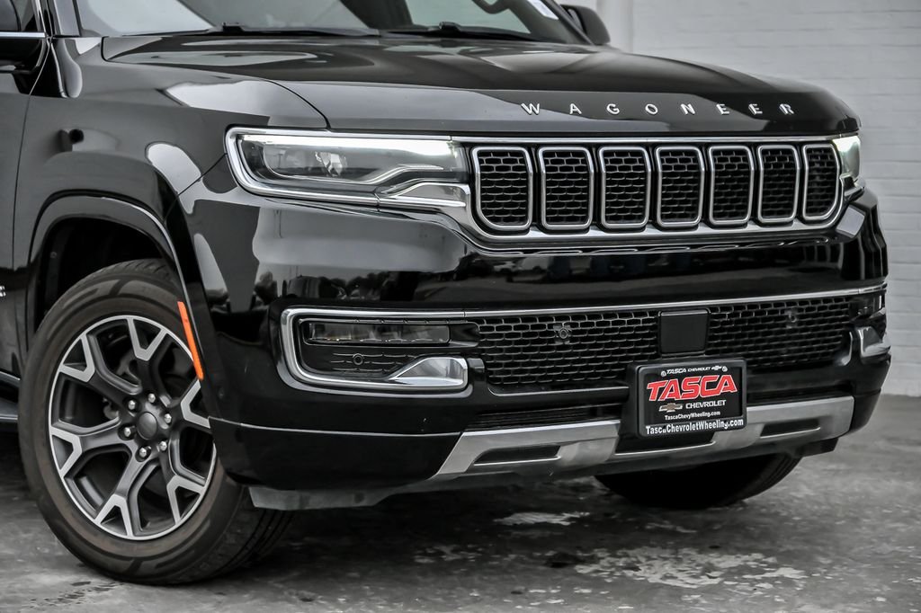 Used 2023 Black Jeep Series III image 3