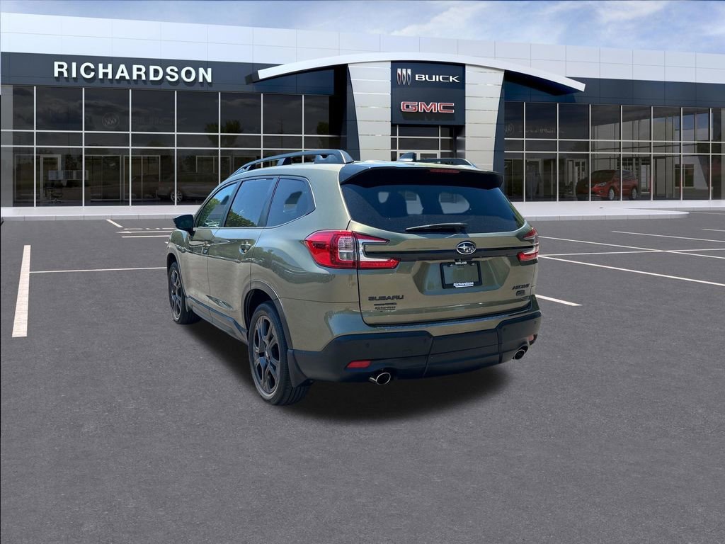 Used 2024 Green Subaru Onyx Edition 7-Passenger image 3