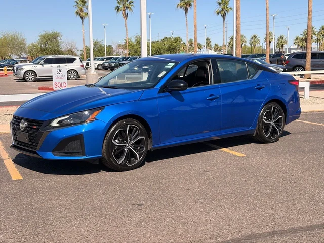 2025 Nissan Altima 2.5 SR