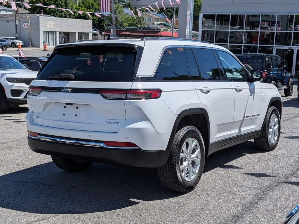 Used 2023 White Jeep Limited image 6