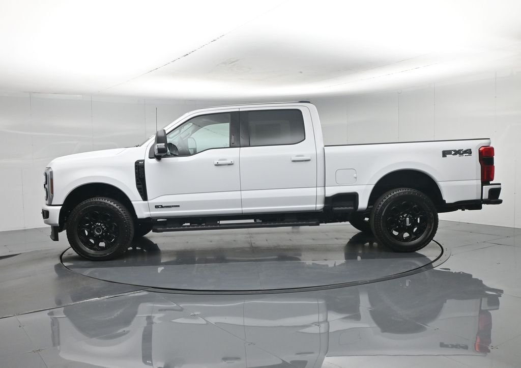 New 2026 Oxford White Ford XLT image 28
