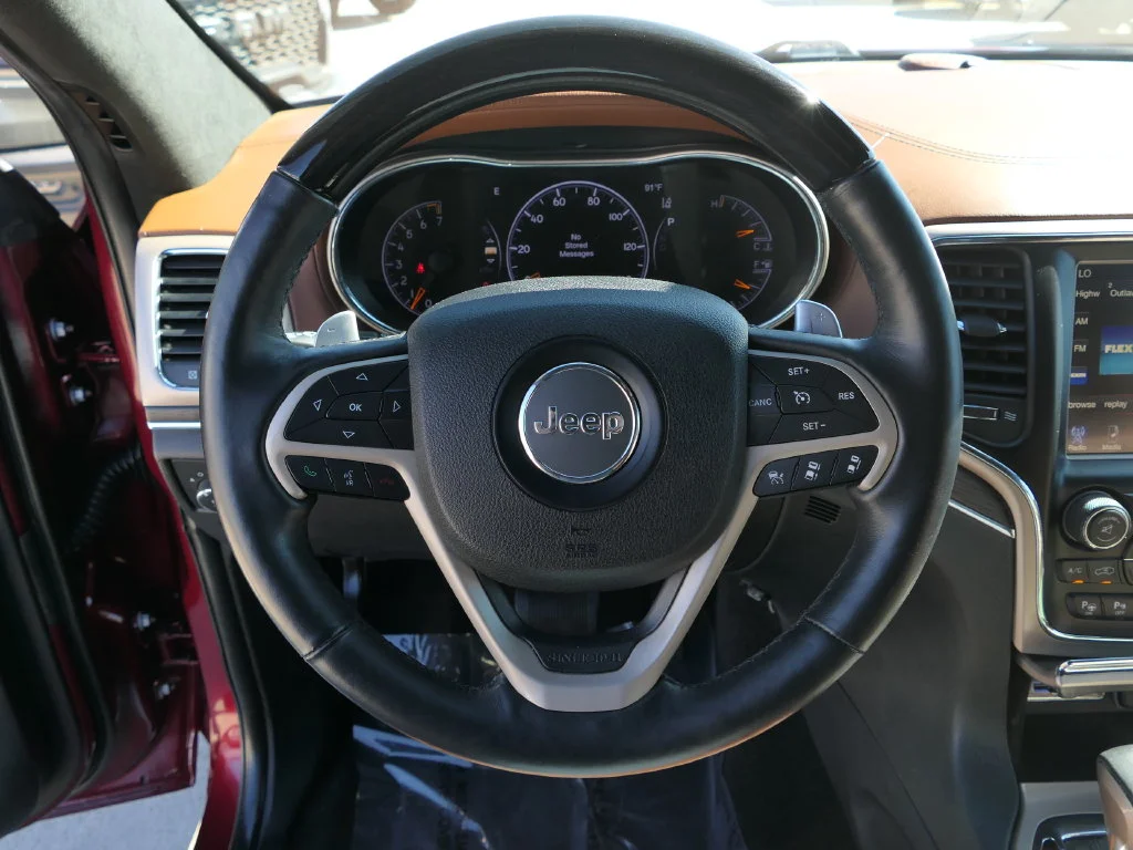 Certified Used 2017 Velvet Jeep Summit image 17