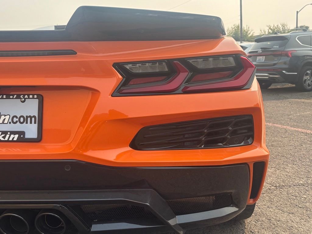 Used 2023 Orange Chevrolet Z06 image 6