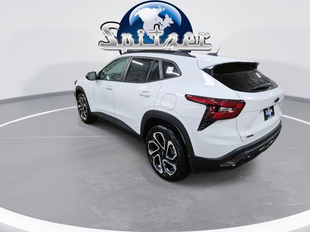 New 2026 Summit White Chevrolet 2RS image 6