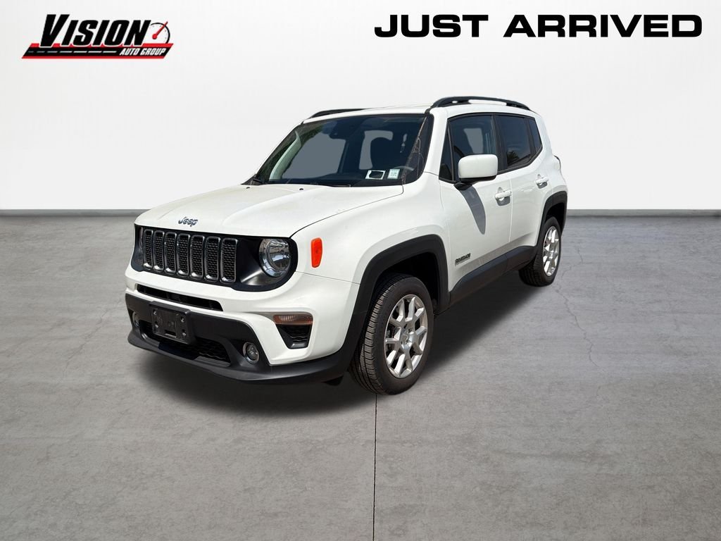 Used 2021 White Jeep Latitude image 1