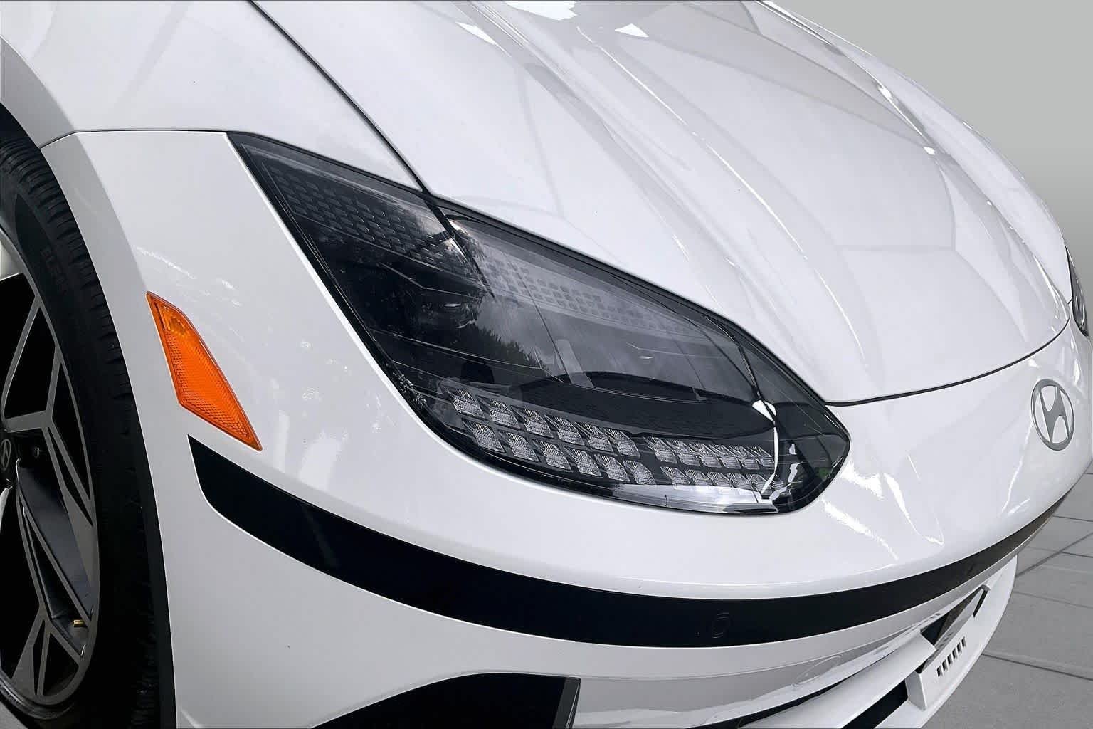 2025 Hyundai IONIQ 6 SEL - Photo 26