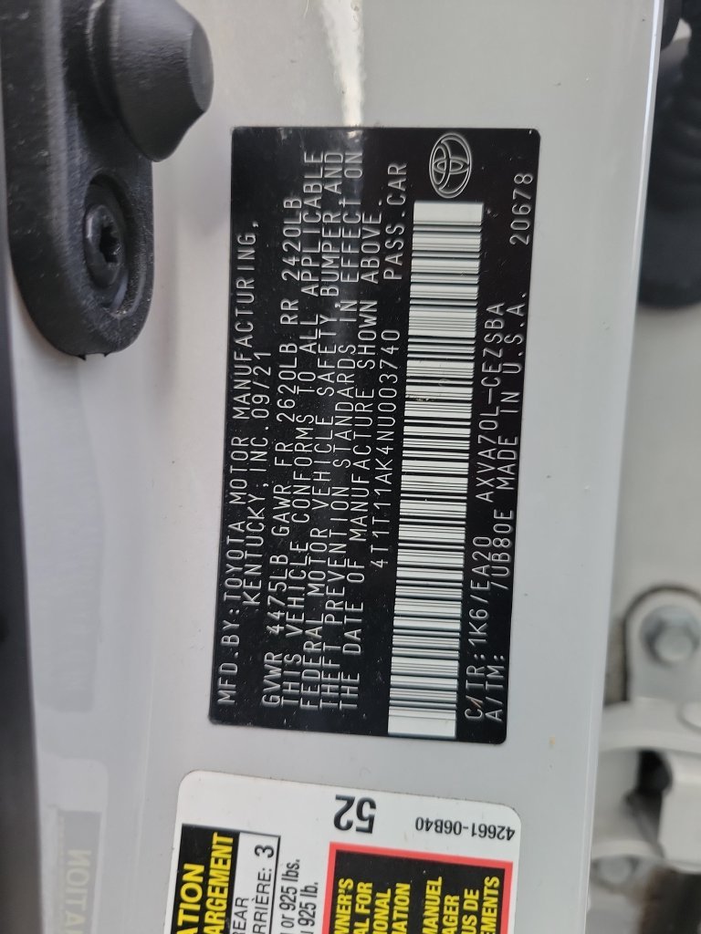 Used 2022 White Toyota SE image 36