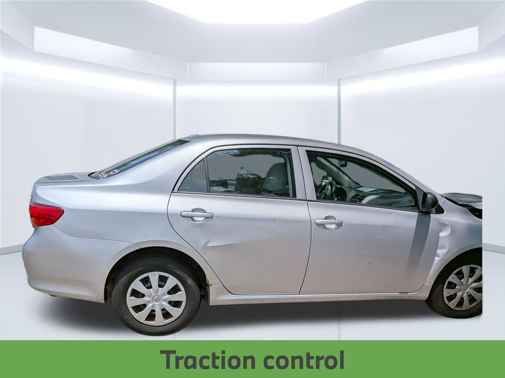 Used 2010 Silver Toyota LE image 5