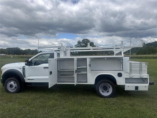 2025 Ford F-450 Super Duty Chassis Cab XL - Photo 19