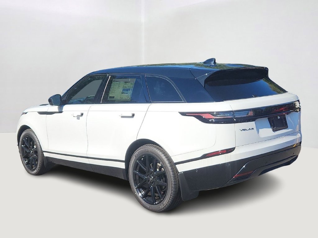 New 2026 Fuji White LAND ROVER  image 4