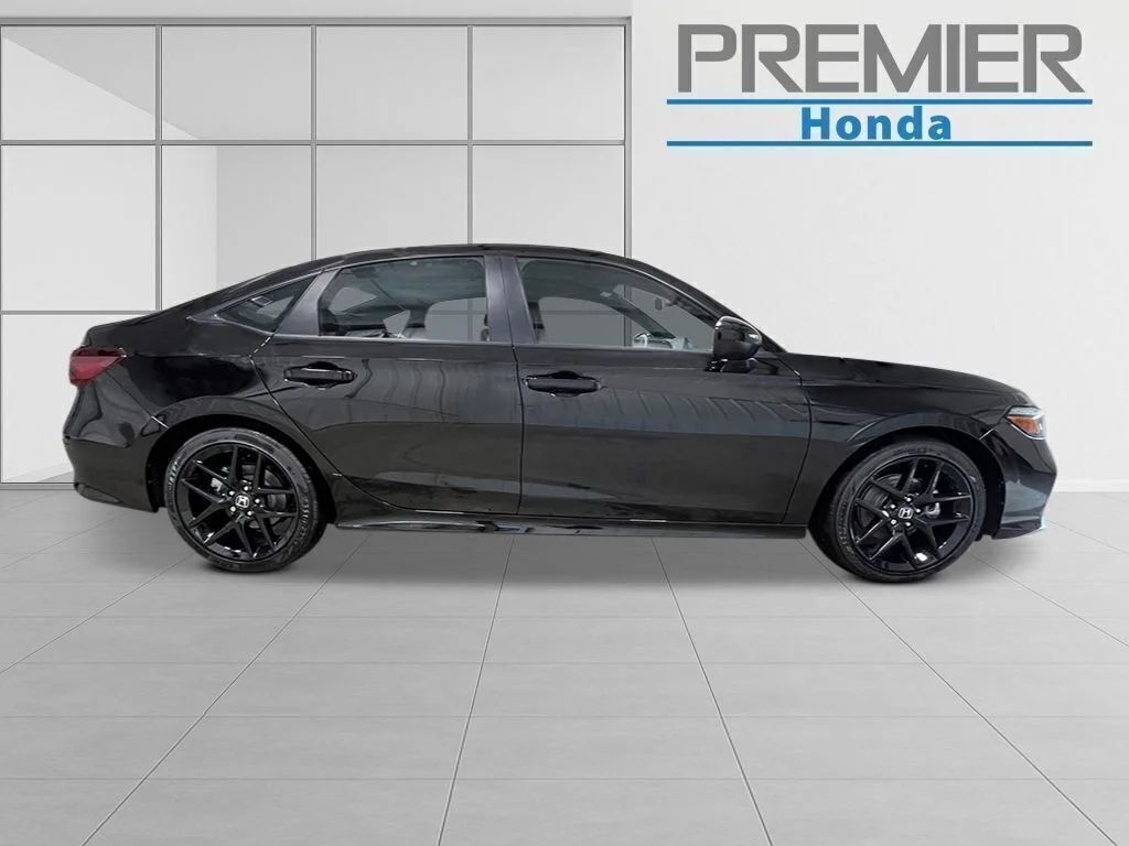 New 2026 Crystal Black Pearl Honda 2WD Sport Hybrid image 8