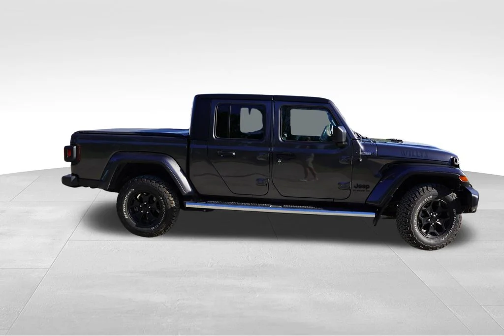 Used 2022 Granite Crystal Clearcoat Metallic Jeep Willys image 2