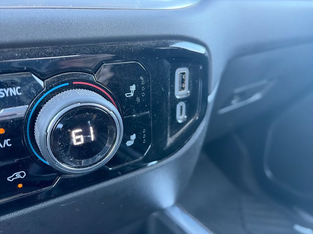 Used 2024 Summit White Chevrolet LT image 19